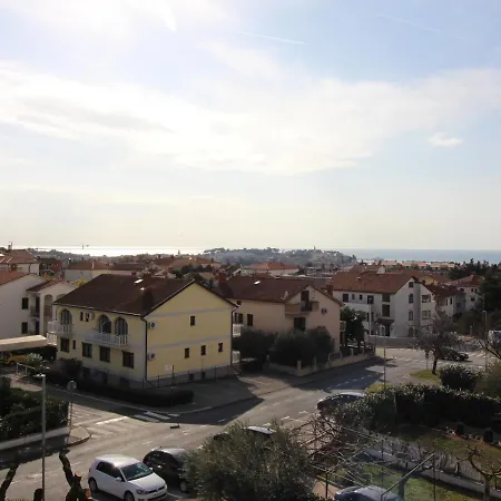 Major With Sea View Poreč